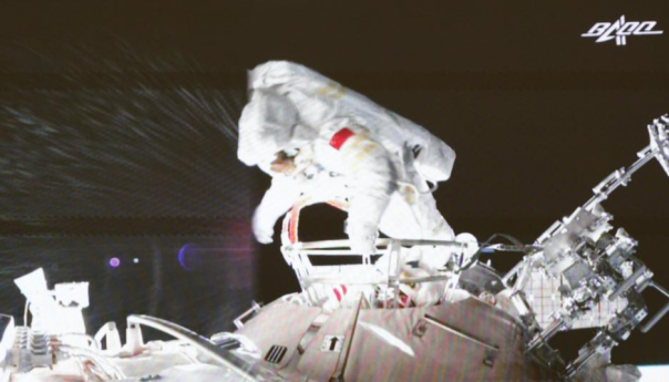 Kineski astronauti vratili se na Zemlju nakon 'uspješne' šestomjesečne misije