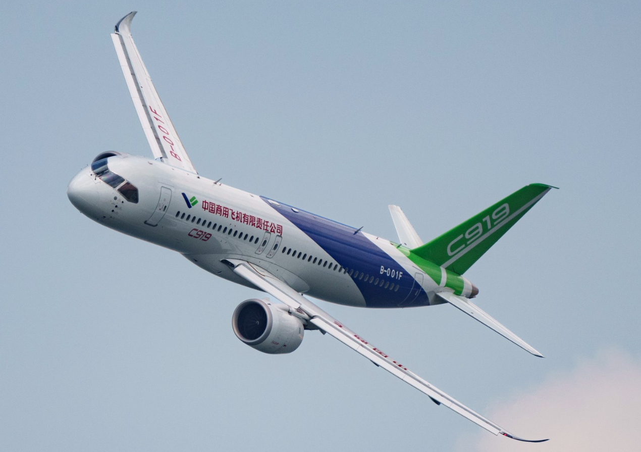 Kineski proizvođač aviona ulazi na azijsko‑pacifičko tržište kao rival Airbusu i Boeingu