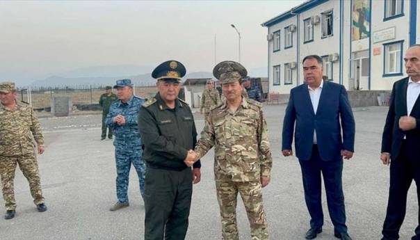 Kirgistan zatražio od vojnog bloka pod ruskim vodstvom slanje mirovnih snaga