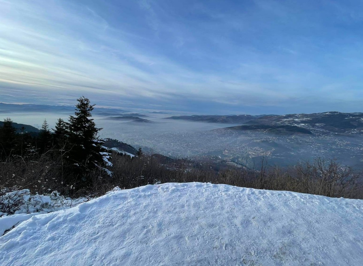 Kiša danas u većini krajeva BiH, snijeg na planinama