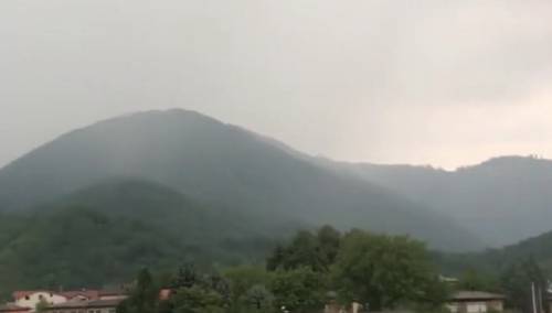 Kiša gasi požar: Pljusak u Jablanici