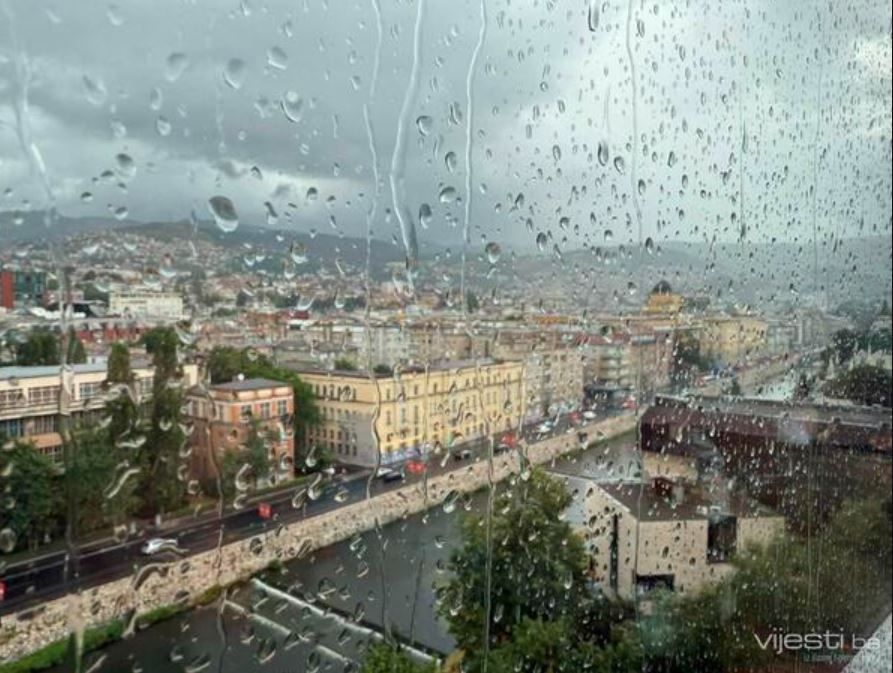 Kiša stiže večeras, temperature do 36 stepeni