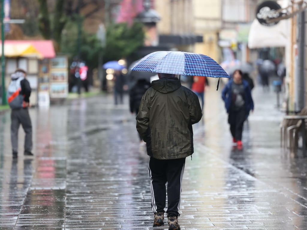 Kiša u većem dijelu BiH, tokom dana obilnije padavine, u Trebinju 12 stepeni