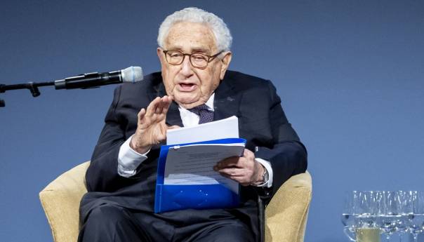 Kissinger: Snovi o razbijanju Rusije mogli bi izazvati nuklearni haos