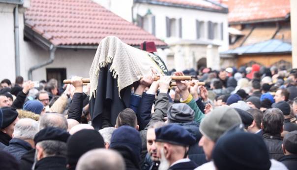 Klanjana dženaza akademiku Muhamedu Filipoviću