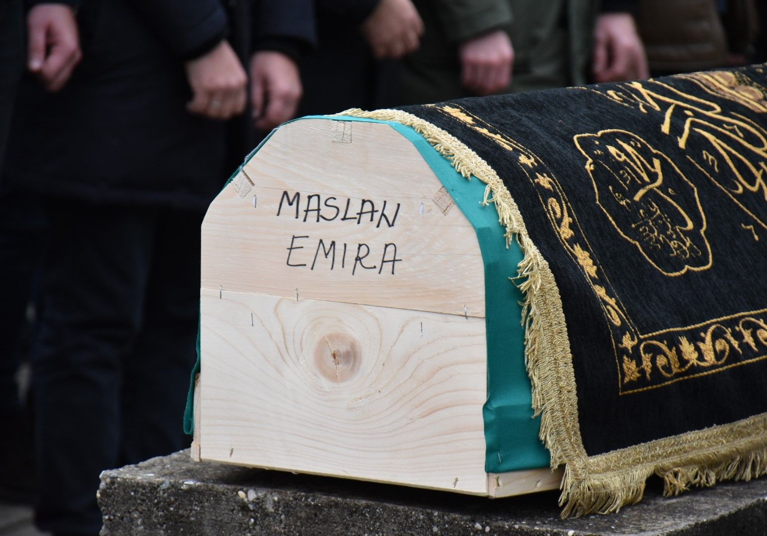 Klanjana dženaza ubijenoj Emiri Maslan