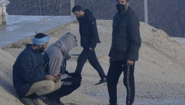 Kličić: Osigurani prihvatljiviji životni uvjeti za migrante i izbjeglice u USK