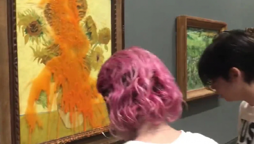 Klimatski aktivisti bacali konzerve supe na čuvenu Van Goghovu sliku