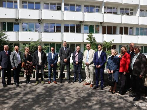 Klinika za interne bolesti UKC Tuzla u novom ruhu: Bolji uslovi za pacijente