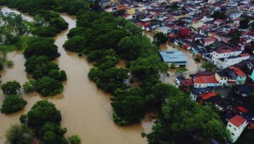 Klizišta i poplave u Brazilu, poginule najmanje 54 osobe