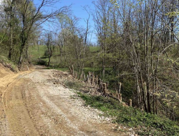 Klizište u Gračanici ugrožava jednu kuću
