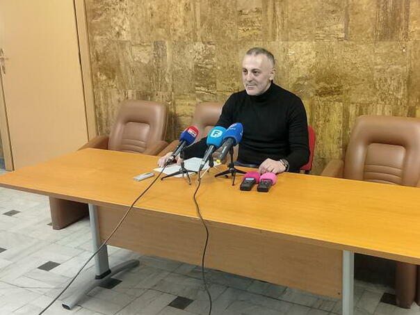 Klub nikad nije donio odluku da zabrani bilo kojoj igračici nastup u reprezentaciji BiH