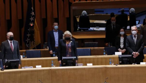 Klubovi Srba i Hrvata u Domu naroda BiH osporili legitimitet CIK-a