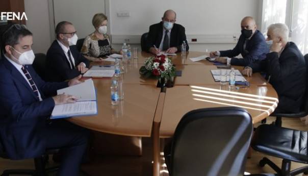 Kluge: Narednih dana u BiH stiže 100.600 doza Pfizer vakcina