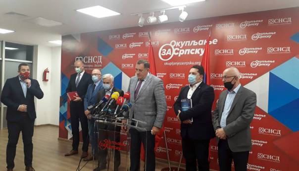 Ko će od kadrova DNS-a ostati uz SNSD