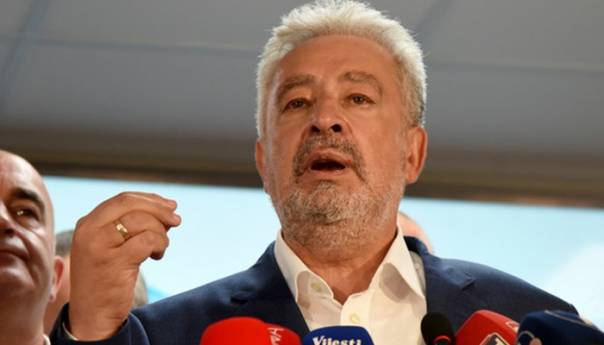 Ko je čovjek koji je crnogorsku opoziciju doveo do pobjede