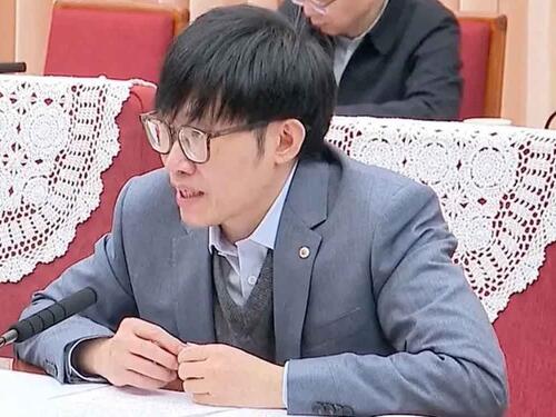 Ko je čovjek koji je stvorio DeepSeek i preko noći šokirao američke tehnološke gigante?