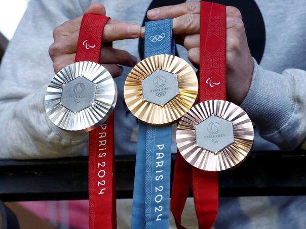 Ko je osvojio najviše medalja nakon drugog dana OI u Parizu?