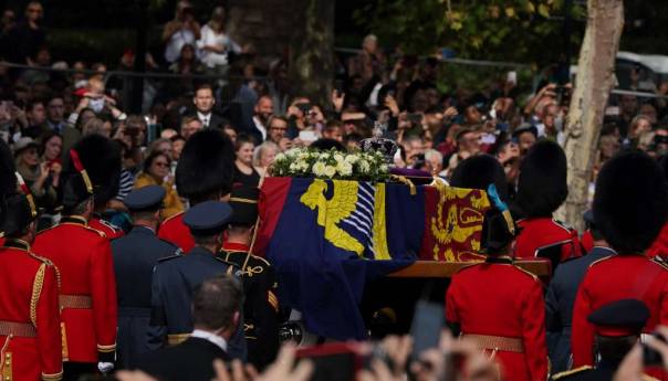 Ko je pozvan, a ko ne na sprovod kraljice Elizabete?