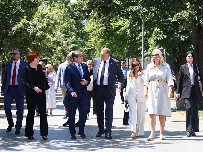 Ko je sve bio u ekipi "važnih ljudi" iz Amerike kod Dodika: Zadatak je zaštititi njega, a ne RS