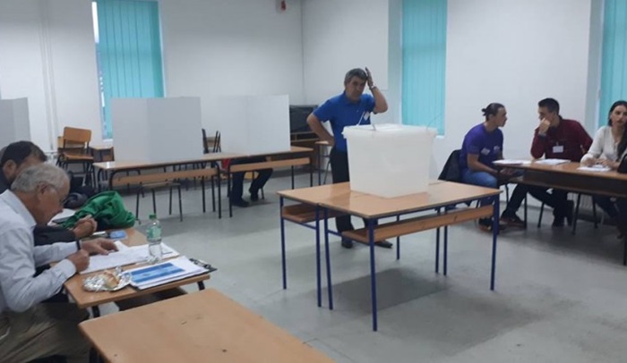 Koalicija 'Pod lupom' angažovala više od 100 posmatrača u Foči-FBiH i Travniku 