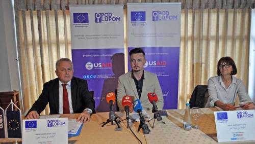 Koalicija 'Pod lupom' upozorila na manipuliranje biračkim odborima