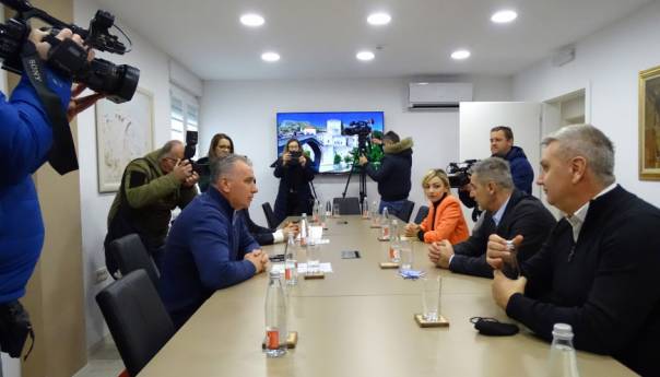 Koalicija za Mostar i PMP razgovarali uoči sjednice GV