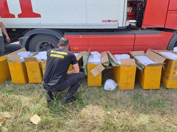 Kod Brčkog spriječen šverc sunčanih naočara u vrijednosti oko 376.000 KM