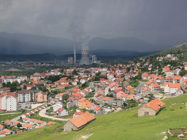 Kod Gacka poginuo radnik dok je izvlačio drva iz šume