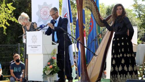 Kod Jasenovca otvoren memorijalni centar o ustaškom genocidu nad Romima
