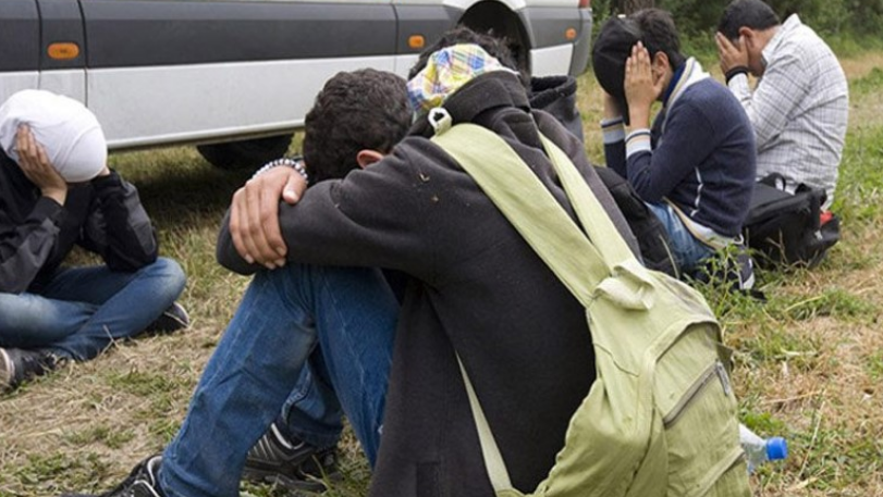Kod Kikinde pronađena 43 migranta, zaplijenjeno oružje