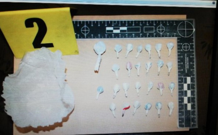 Kod muškarca iz Novog Travnika pronađeno 26 smotuljaka heroina