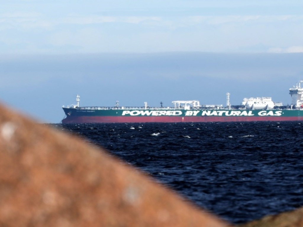 Kod obale Libije eksplodirao tanker sa milion barela nafte