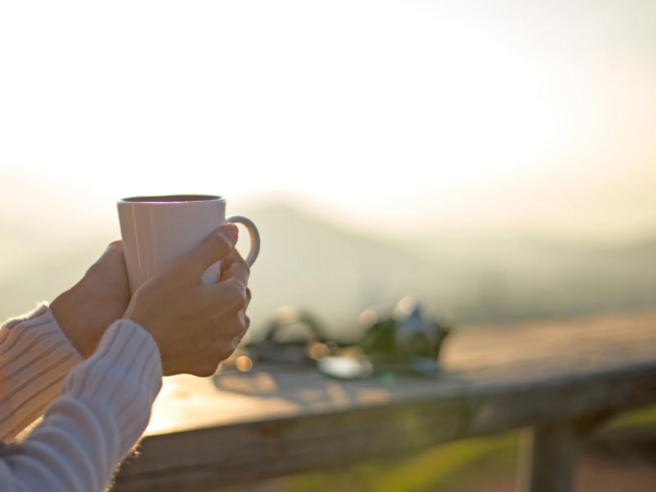 Kofein odmah nakon buđenja naglo podiže nivo hormona stresa