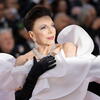 Koja je tajna mladolikog izgleda Joan Collins (93)?