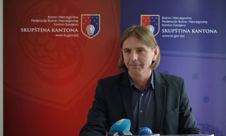 Kojović: Od zabrane negiranja genocida u Srebrenici nećemo odustati