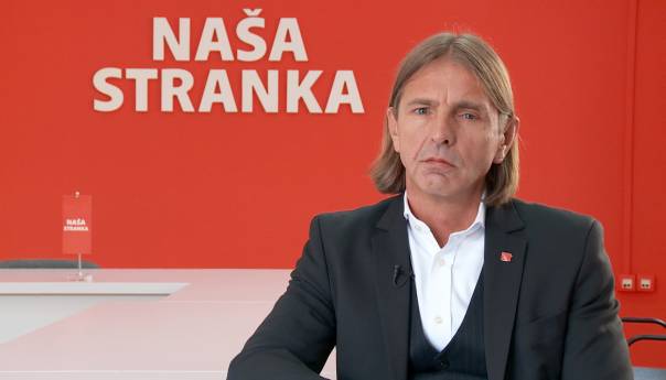 Kojović se izvinio zbog neuspjele šale Baralije na račun Stanivukovića i Karić