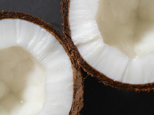 Kokosova voda topi do 2 kilograma za mjesec dana