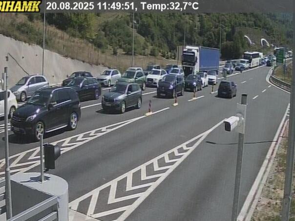 Kolaps na Bradini: Građani plaćaju čekanje u koloni!