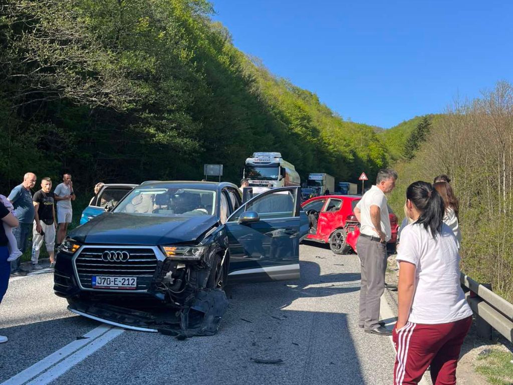 Kolaps na Bradini: Nesreća blokirala saobraćaj
