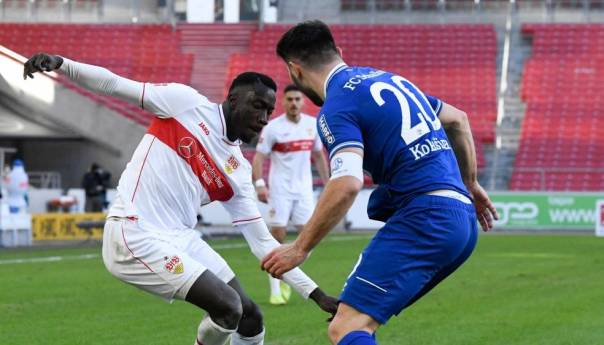 Kolašinac strijelac u novom debaklu Schalkea, trijumf Bayerna i Dortmunda