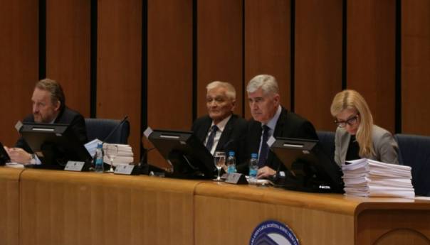 Kolegij Doma naroda zasjedao kratko, bez izjava za medije