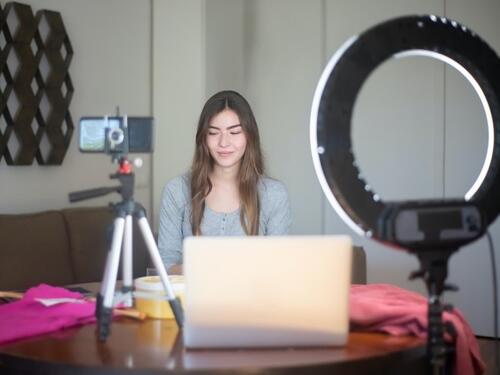 Koliko zapravo zarađuju influenseri u BiH?