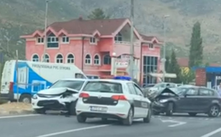 Kolone vozila kod Mostara zbog udesa