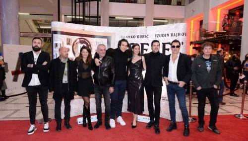 Komedija 'Deset u pola' Danisa Tanovića premijerno prikazana u Beogradu