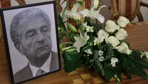 Komemoracija Hasanu Muratoviću danas u zgradi Parlamenta FBiH