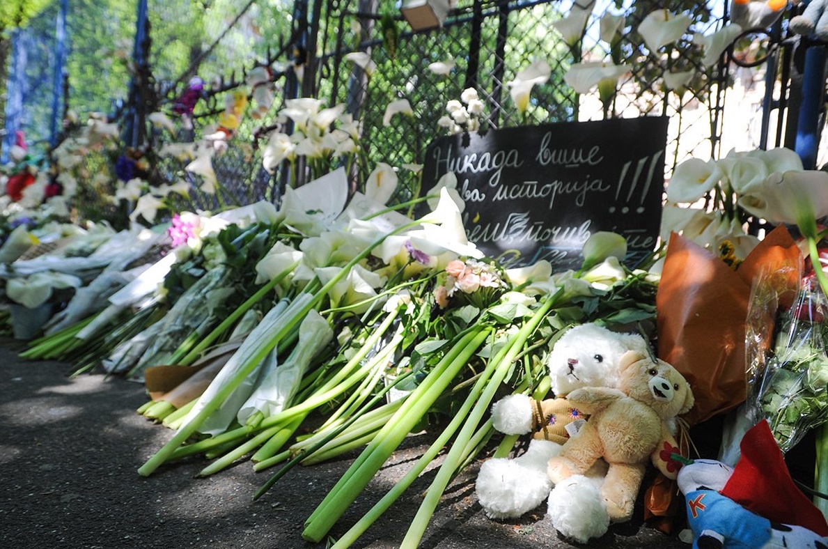 Komemoracija nastradalima u masakru u školi