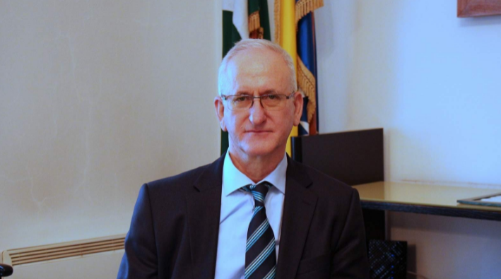 Komemoracija prof. Fikretu Karčiću sutra u sarajevskoj Vijećnici