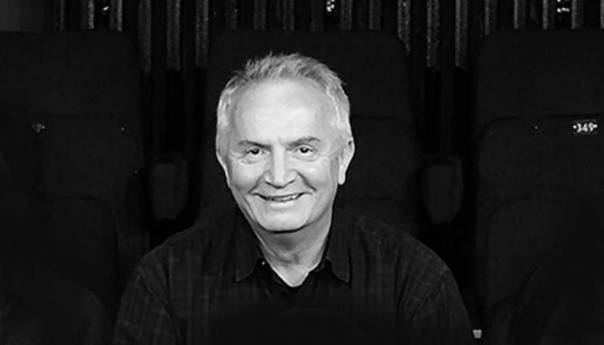 Komemoracija u povodu smrti Dragana Jovičića 8. novembra u Kamernom teatru 55