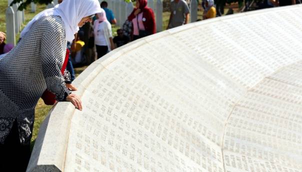 Komemorativni skup u Potočarima protekao mirno i bezbjedno